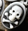 8x cabouchon met SKULL van resin maat 25x18x4mm