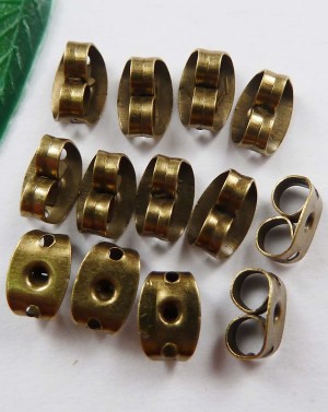 1 verguld achterkantje/stopper voor oorbellen, 6x3mm