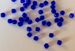 40 facet geslepen glaskralen, donkerblauw, BICONE 4mm!