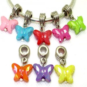 5 verzilverde kralen met acryl VLINDER hanger, PANDORA-STYLE