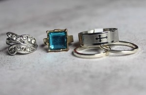 Partij van 5 mooie metalen ringen