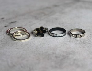 Partij van 6 mooie metalen ringen