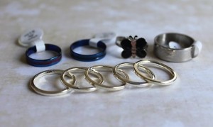 Partij van 9 mooie metalen ringen