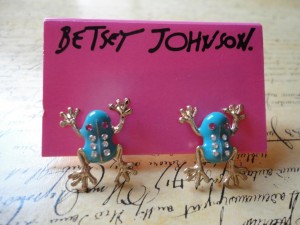 Betsey Johnson oorbellen KIKKER!