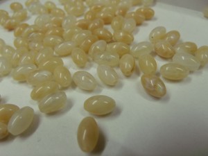  110 acryl kralen, beige gemarmerd, 11x7mm